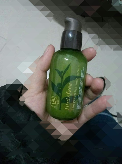 最新版小綠瓶真假對比全攻略，辨別真?zhèn)蔚牟襟E指南