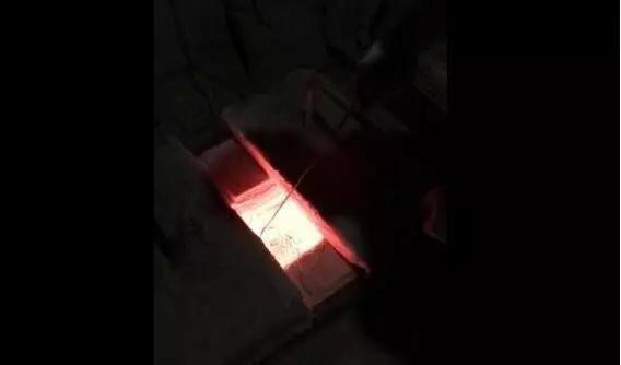 夜干夜干，勵(lì)志故事中的奮斗之歌，成就夢(mèng)想的號(hào)角