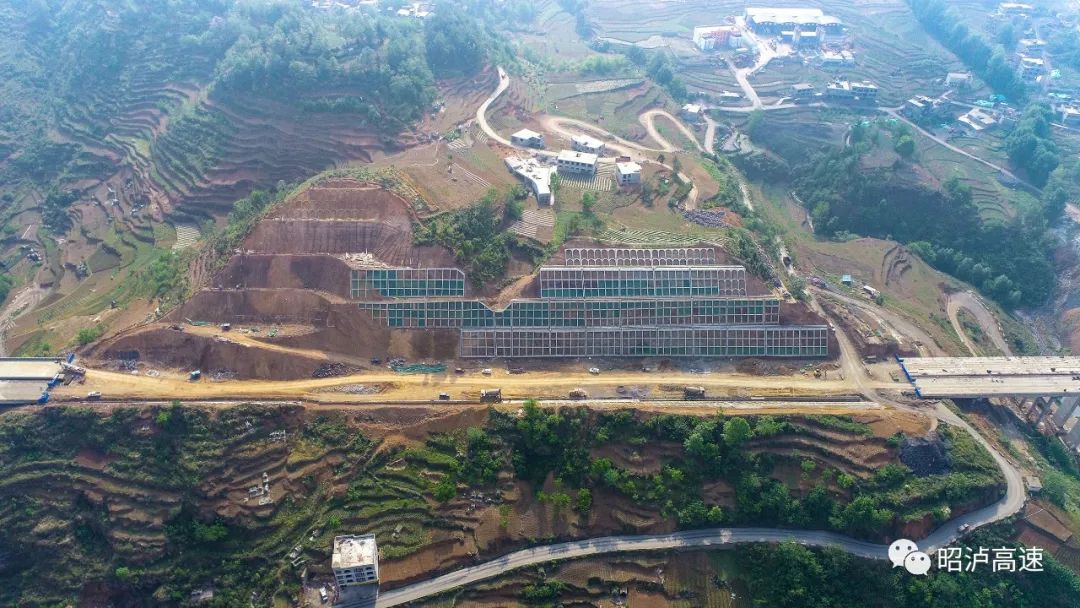鎮(zhèn)雄高速公路最新動態(tài)，全面指南與詳細(xì)步驟解讀