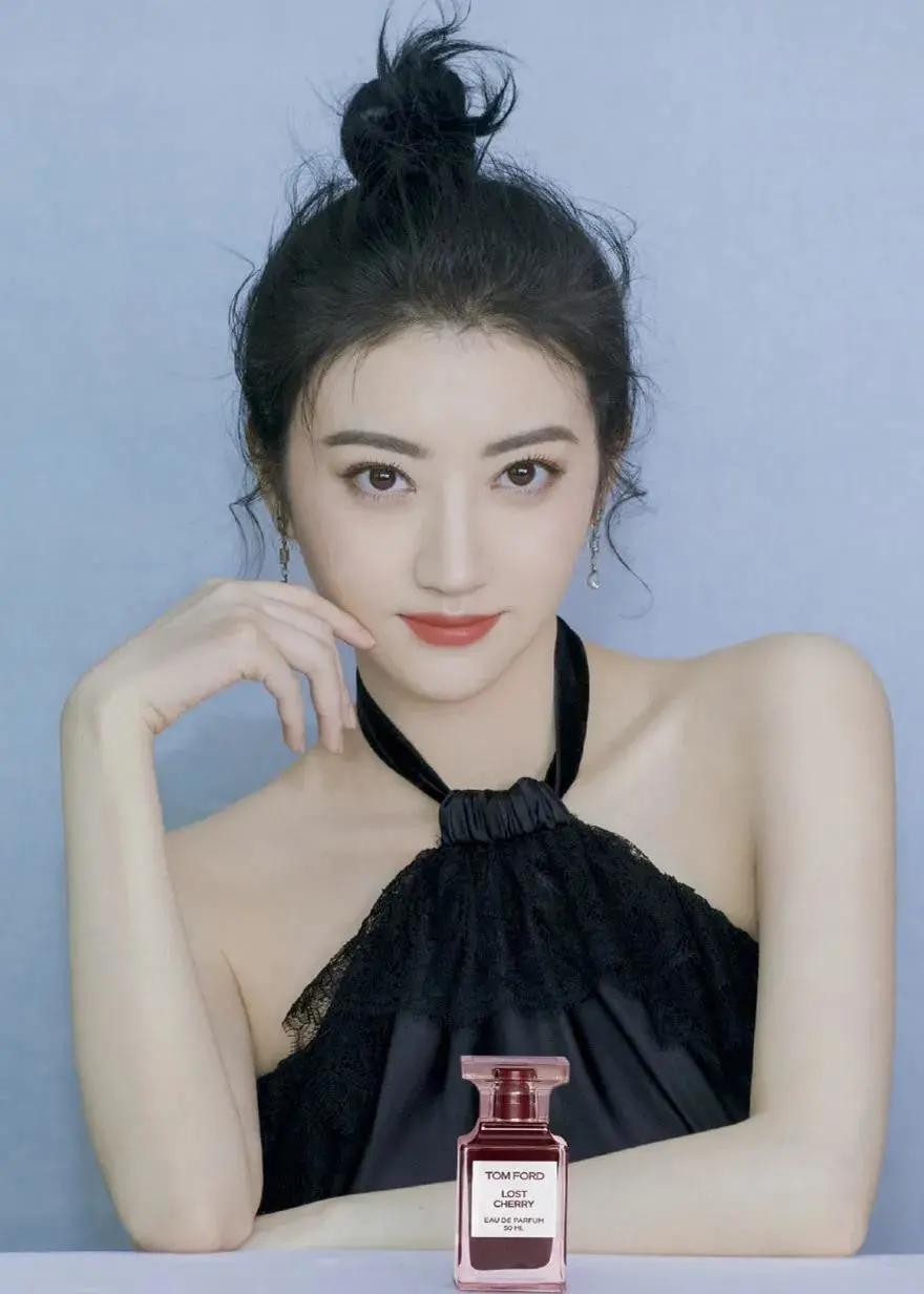 TF最新香水推薦，帶你領(lǐng)略香氣四溢的世界！