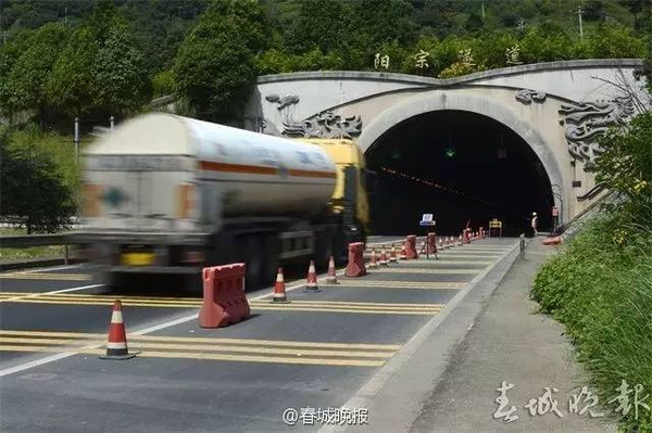 高速廁所使用指南，最新高速拉屎步驟與技巧