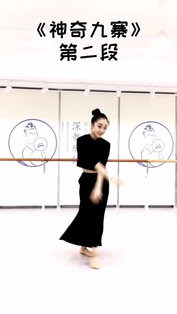 科技重塑舞蹈世界，最新歌曲舞蹈簡單易學(xué)，讓生活炫彩多姿