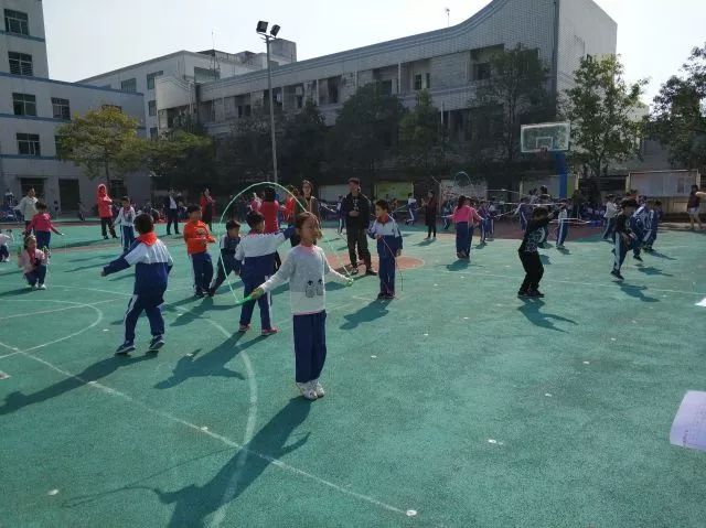跳繩比賽的精彩瞬間回憶