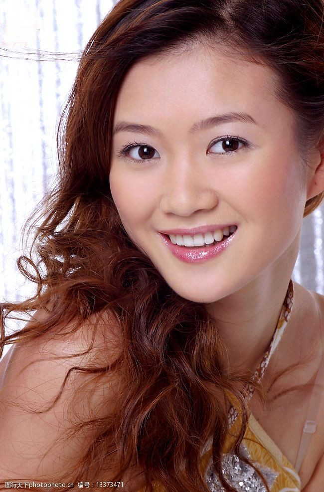 重磅推出，演員朱婷圖片——藝術(shù)、科技與生活完美融合的典范圖片展示