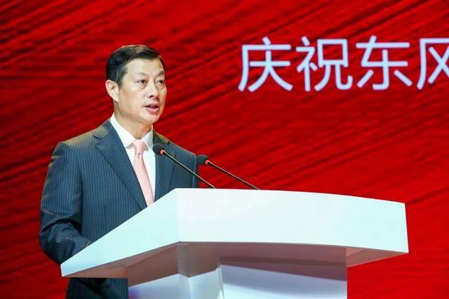 山煤集團(tuán)最新領(lǐng)導(dǎo)陣容亮相，時(shí)代的領(lǐng)航者引領(lǐng)前行