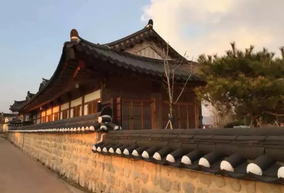 科技引領(lǐng)旅行新紀(jì)元，西安至韓國旅游最新價格解析