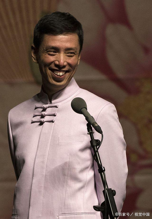 瘦相聲演員的力量與自信，變化中的藝術(shù)光芒
