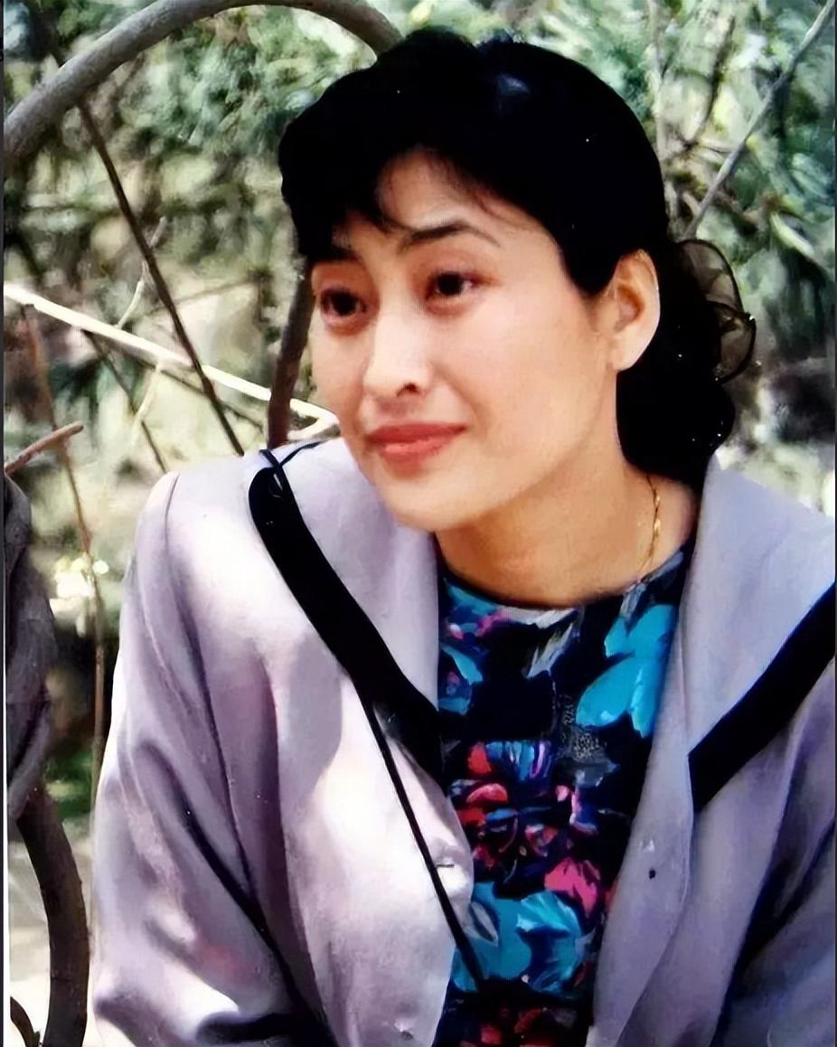 許娣丈夫俞建偉，公眾與個(gè)人生活的交織