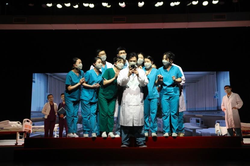 馬達(dá)演員，與自然美景的探險(xiǎn)之旅，探尋內(nèi)心寧靜的奇妙之旅