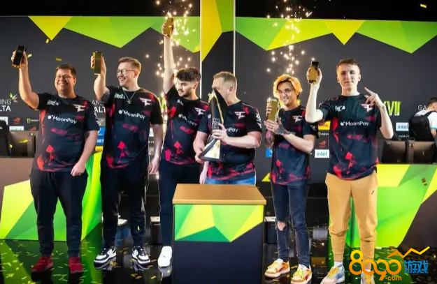 CSGO榮耀之戰(zhàn)，踏上展現(xiàn)才華的賽場，參與各類比賽角逐榮耀！