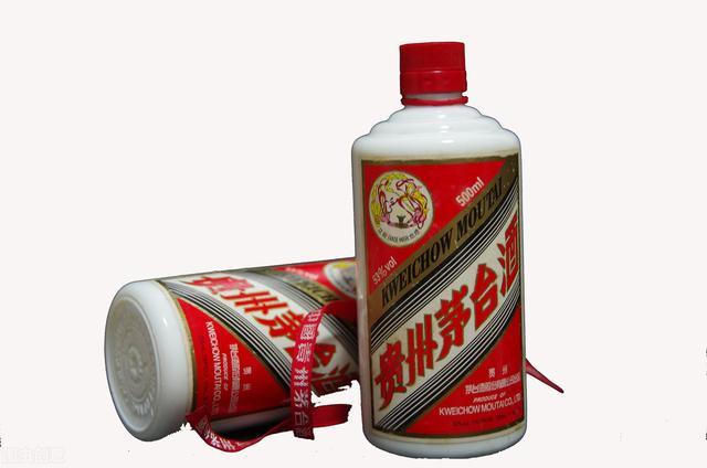 茅臺的上市時間揭秘，探尋小巷中的獨(dú)特酒香之旅