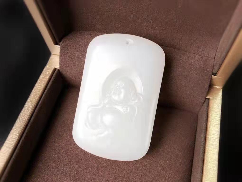 羊脂玉價格揭秘，歷史背景、重要事件與玉石地位的深度解析