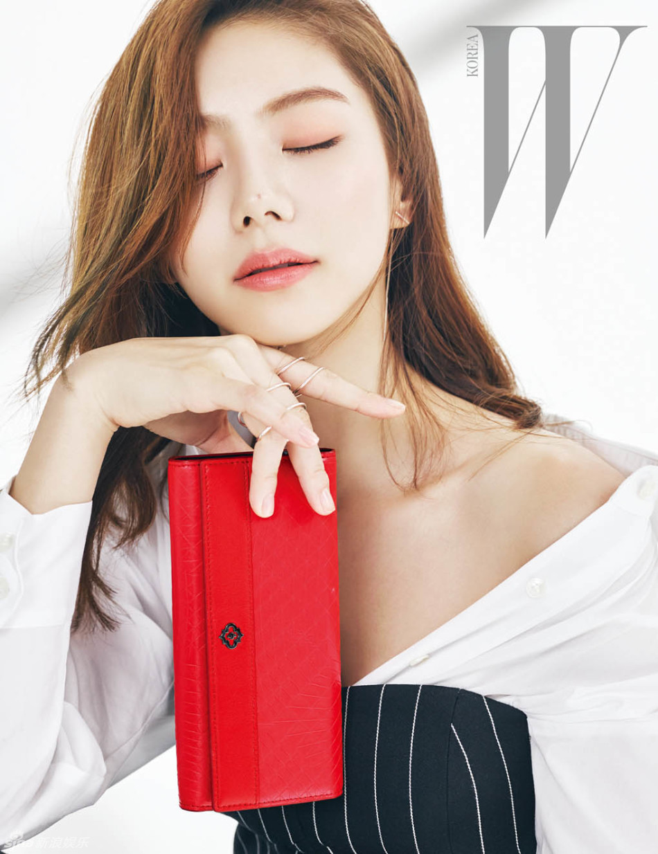 w女演員,揭秘W女演員，星光璀璨之路