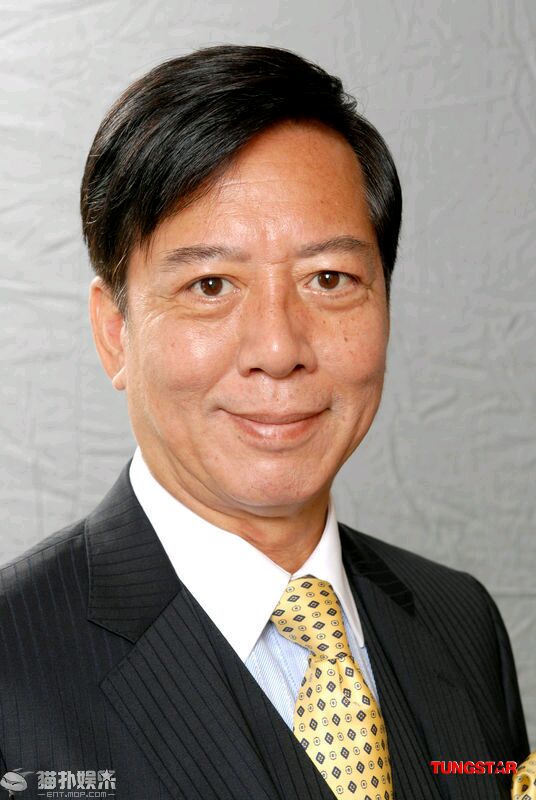 香港演員駱應鈞，科技潮流引領(lǐng)者，重塑生活體驗之旅