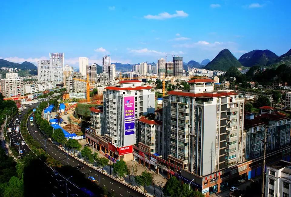 遵義房價(jià)動(dòng)態(tài)，新房之旅中的友情、家庭與溫馨日常