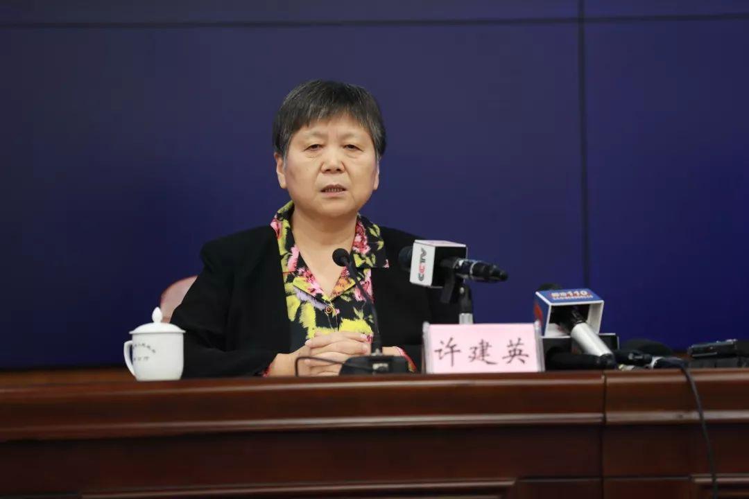 全球視角與爭議觀點(diǎn)下的新冠肺炎病例最新動態(tài)分析