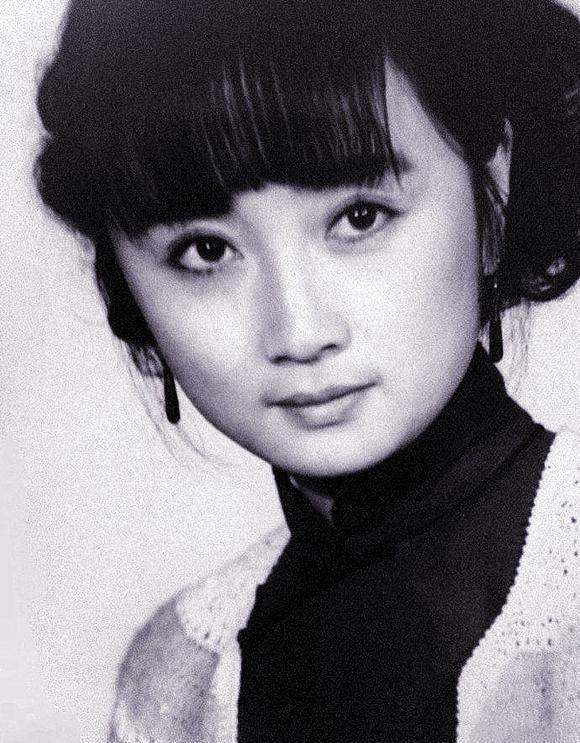 演員徐玉蘭個(gè)人資料