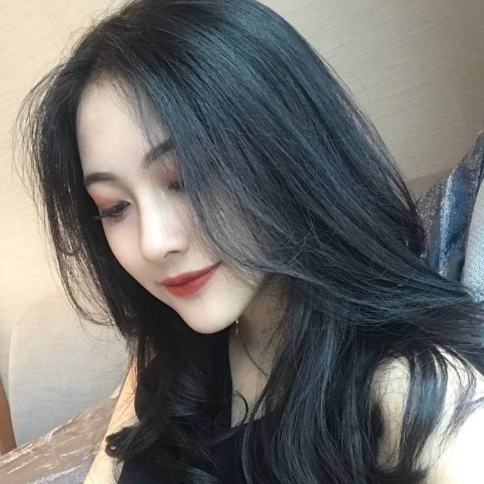 椎名由奈2025最新，數(shù)字時(shí)代的璀璨明星風(fēng)采