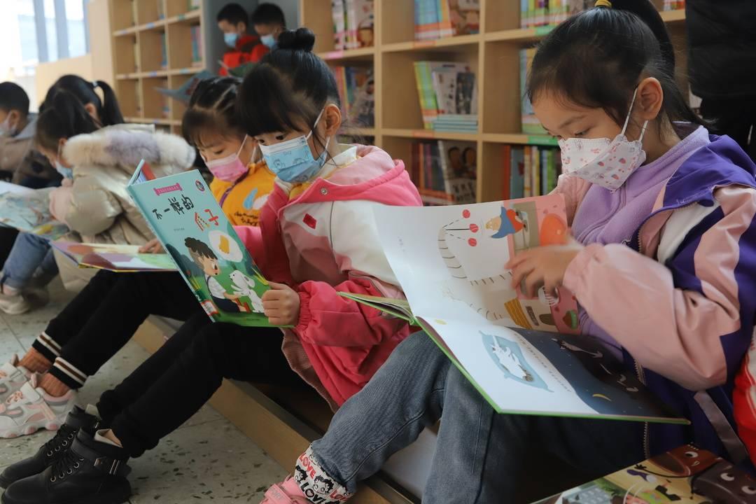 2025年微信新版本揭秘，巷弄秘境中的隱藏特色小店探索