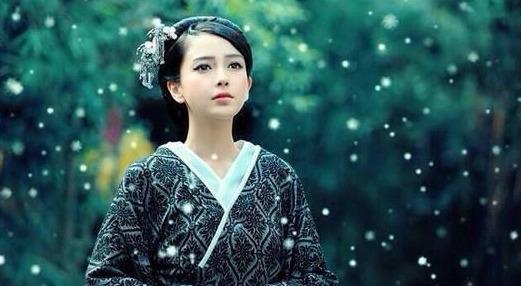 都市小說(shuō)私欲，蛻變中的自信與成就感最新章節(jié)