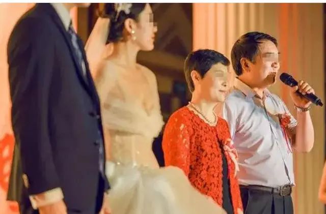 最新婚禮男方父親講話